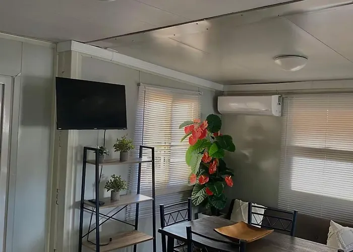 Beautiful Tiny House With Ac & Wifi Сasa de vacaciones *