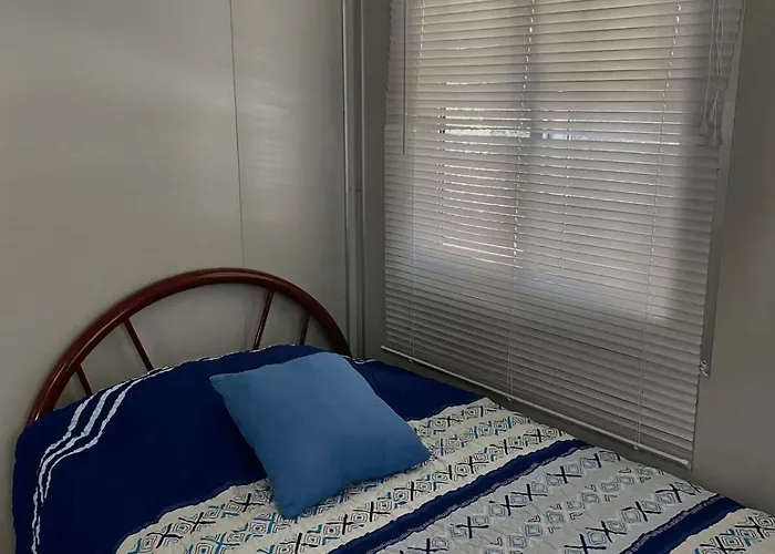 Beautiful Tiny House With Ac & Wifi *