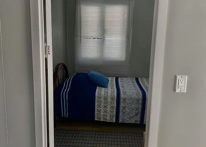 Beautiful Tiny House With Ac & Wifi Сasa de vacaciones